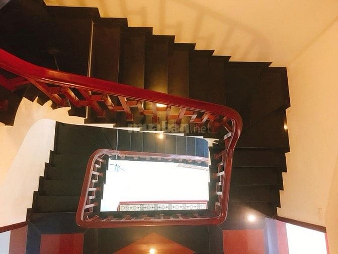 Bán nhà mặt phố Lê Lợi kinh doanh vỉa hè 52m2 6tầng MT4,1m giá 8.2 tỷ. 47427604 Bán nhà mặt phố Lê Lợi kinh doanh vỉa hè 52m2 6tầng MT4,1m giá 8.2 tỷ.