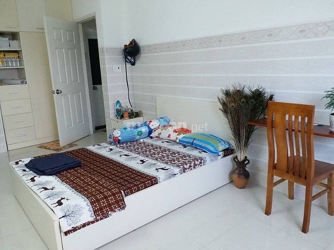 Cần người làm ở lại hoặc đi về,ở lại thìcàng tốt làm việc tại q7 47519113 Cần người làm ở lại hoặc đi về,ở lại thìcàng tốt làm việc tại q7