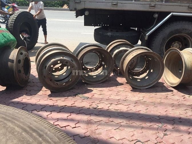 Vá vỏ lưu động 24/24 nhanh chóng, an toàn, mua bán vỏ ruột mâm mới cũ 47901356 Vá vỏ lưu động 24/24 nhanh chóng, an toàn, mua bán vỏ ruột mâm mới cũ