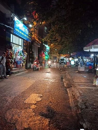 Bán nhà Hồ Tùng Mậu, Quận Cầu Giấy 80m, Mt 5m, giành cho khách đầu tư. 48112227 Bán nhà Hồ Tùng Mậu, Quận Cầu Giấy 80m, Mt 5m, giành cho khách đầu tư.