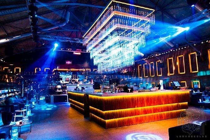 Cho thuê thẳng mặt phố Nguyễn Văn Cừ 500m2 mặt tiền 10m cực đẹp 48325795 Cho thuê thẳng mặt phố Nguyễn Văn Cừ 500m2 mặt tiền 10m cực đẹp