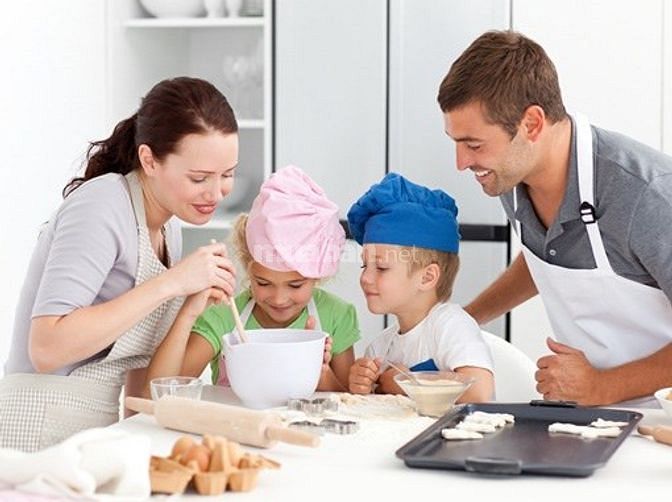 Vợ chồng Thắm cần 2 người GVN, 1 người giữ trẻ, 1 người chăm bà 48606861 Vợ chồng Thắm cần 2 người GVN, 1 người giữ trẻ, 1 người chăm bà