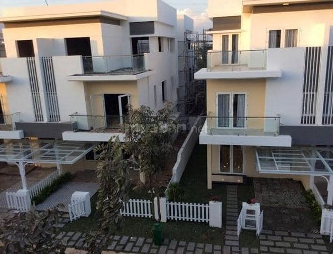 Bán nhanh căn 1 trệt, 2 lầu giá tốt khu Melosa Gaden. 48752020 Bán nhanh căn 1 trệt, 2 lầu giá tốt khu Melosa Gaden.