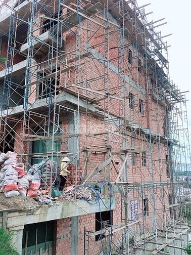 Bán khách sạn 2 sao đang hoàn thiện đường Đống Đa - P3- TP Đà Lạt. 48976010 Bán khách sạn 2 sao đang hoàn thiện đường Đống Đa - P3- TP Đà Lạt.