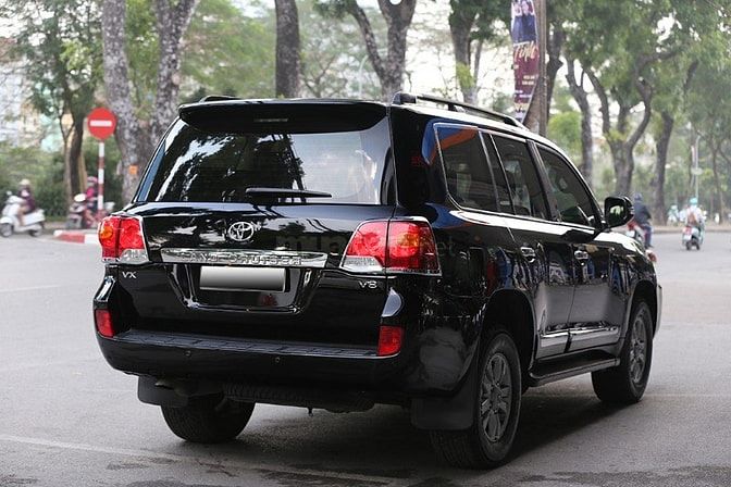 Bán xe Toyota Land Cruiser 4.6 VX sản xuất 2013 đăng ký biển Hà Nội 49173404 Bán xe Toyota Land Cruiser 4.6 VX sản xuất 2013 đăng ký biển Hà Nội