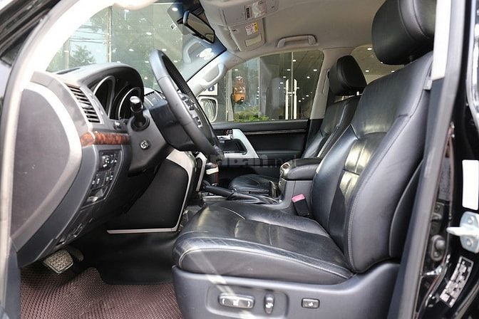 Bán xe Toyota Land Cruiser 4.6 VX sản xuất 2013 đăng ký biển Hà Nội 49173404 Bán xe Toyota Land Cruiser 4.6 VX sản xuất 2013 đăng ký biển Hà Nội