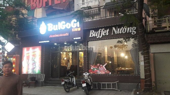 Cho thuê lô góc phố Nguyễn Văn Huyên tầng 1: 220m2, tầng 2: 120+100m2 49295780 Cho thuê lô góc phố Nguyễn Văn Huyên tầng 1: 220m2, tầng 2: 120+100m2