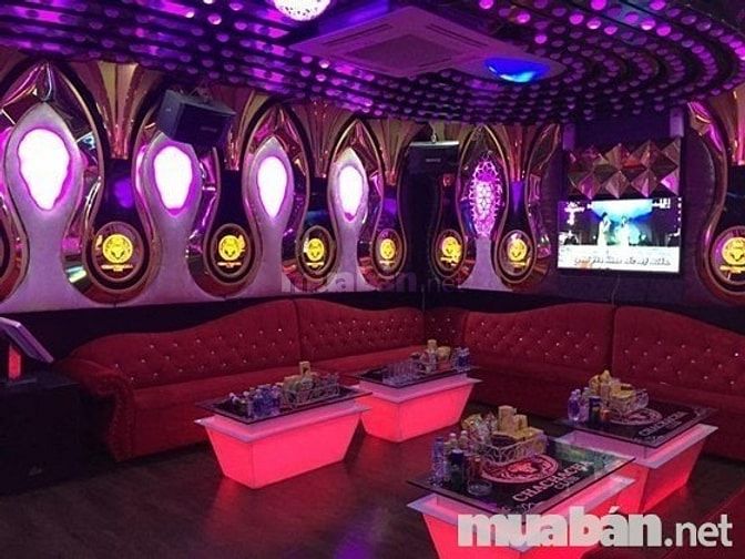 KARAOKE MASSAGE COPPEE Cần tuyển nhân viên NAM / NỮ phục vụ lương cao 49327892 KARAOKE MASSAGE COPPEE Cần tuyển nhân viên NAM / NỮ phục vụ lương cao