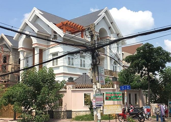Bán biệt thự 74-76 đường 49, P.Tân Tạo, DT 20x20m, 3 tấm. Giá 55 tỷ 55697532 Bán biệt thự 74-76 đường 49, P.Tân Tạo, DT 20x20m, 3 tấm. Giá 55 tỷ