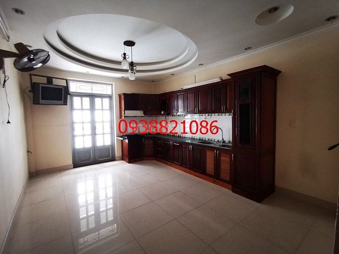Nhà nguyên căn ở và làm kho giá 12tr/ tháng 55817700 Nhà nguyên căn ở và làm kho giá 12tr/ tháng