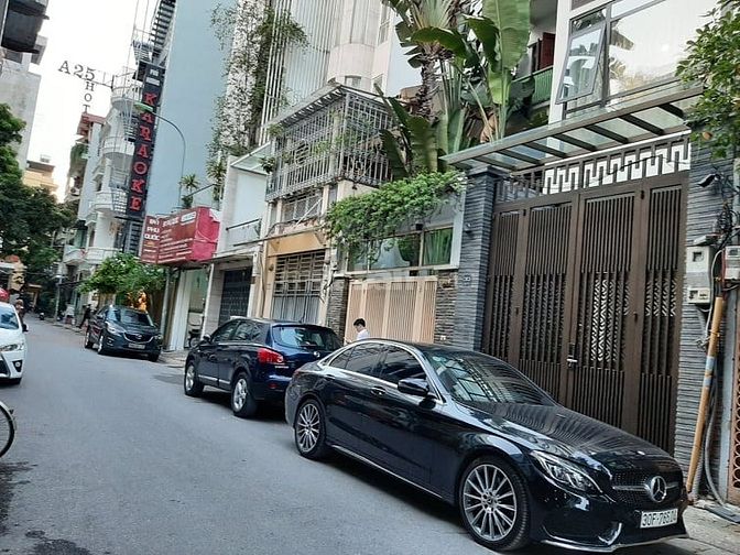 Bán nhà 5 tầng, mặt phố Liên Trì, 89m2, mặt tiền 5, giá 23 tỷ 55801051 Bán nhà 5 tầng, mặt phố Liên Trì, 89m2, mặt tiền 5, giá 23 tỷ