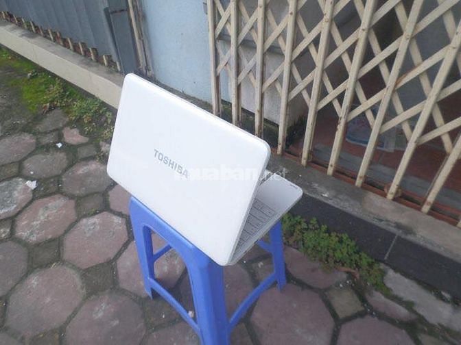 Toshiba Satellite l850 corei3 ram 8G 56022717 Toshiba Satellite l850 corei3 ram 8G