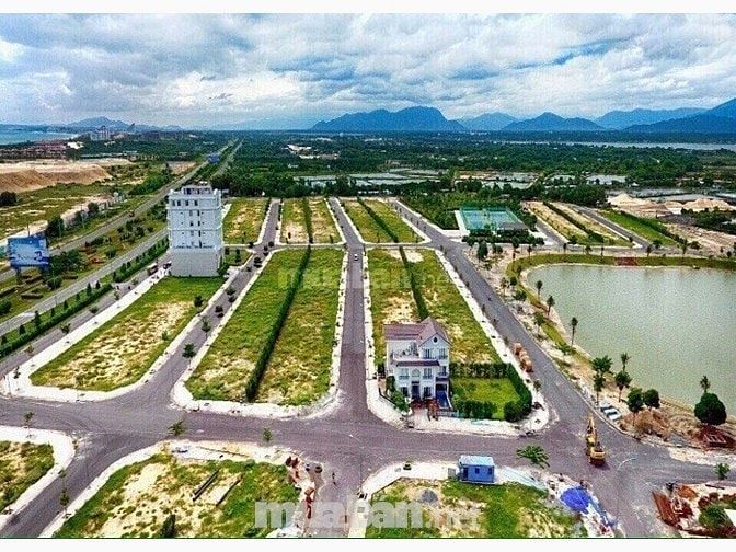 Golden Bay 1 cần bán lô D17-15 hướng Đông Nam giá chỉ 15tr/m2 56199573 Golden Bay 1 cần bán lô D17-15 hướng Đông Nam giá chỉ 15tr/m2