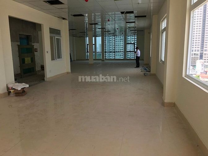 Cho Thuê Văn Phòng mới Đẳng Cấp mặt đường huỳnh tấn phát