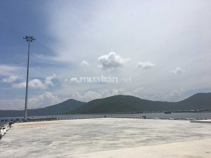 Cần bán đất Mặt tiền nguyễn huệ 56418575 Cần bán đất Mặt tiền nguyễn huệ