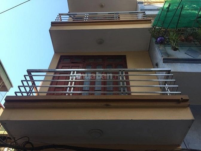 Nhà riêng ngõ vạn kiếp trần hưng đạo  50m2x4 tầng, giá 18tr
