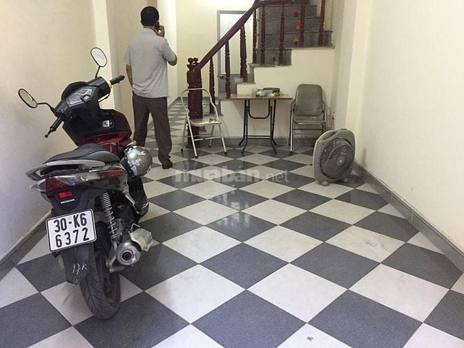 Nhà riêng ngõ vạn kiếp trần hưng đạo  50m2x4 tầng, giá 18tr