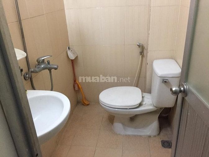 Nhà riêng ngõ vạn kiếp trần hưng đạo  50m2x4 tầng, giá 18tr