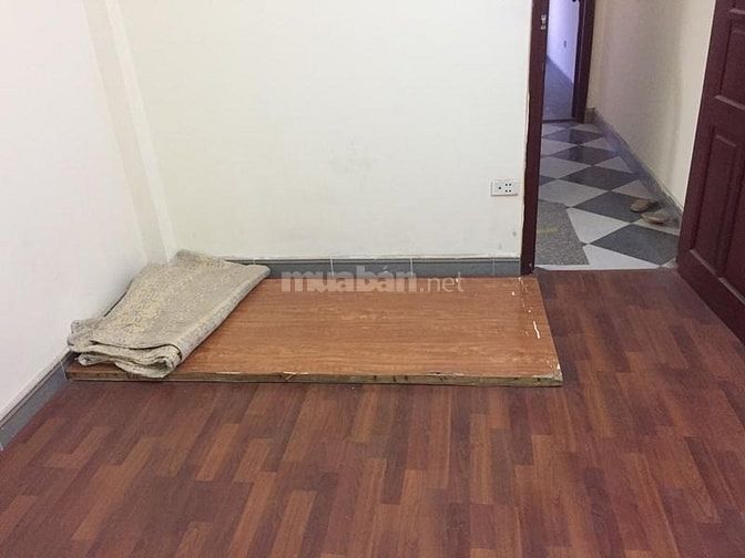 Nhà riêng ngõ vạn kiếp trần hưng đạo  50m2x4 tầng, giá 18tr