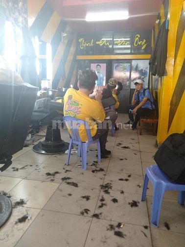Điền Barber Shop tuyển 4 thợ nam 56668951 Điền Barber Shop tuyển 4 thợ nam