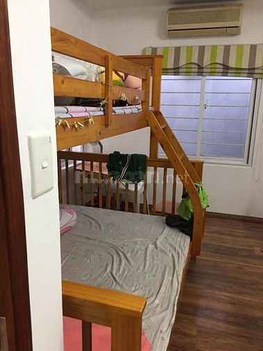 CC cần bán gấp nhà Phố Phúc Tân chỉ 3,3 tỷ, 63mx4T, giao luôn 56965579 CC cần bán gấp nhà Phố Phúc Tân chỉ 3,3 tỷ, 63mx4T, giao luôn