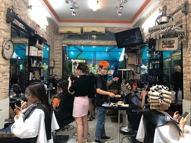 Hair salon Ty’s cần thợ phụ làm tóc nữ! 56610557 Hair salon Ty’s cần thợ phụ làm tóc nữ!