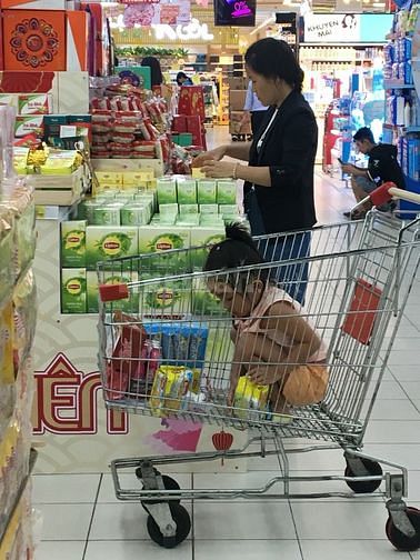 Siêu thị tiện lợi cần tuyển gấp nhân viên nam nữ bán hàng 57338057 Siêu thị tiện lợi cần tuyển gấp nhân viên nam nữ bán hàng