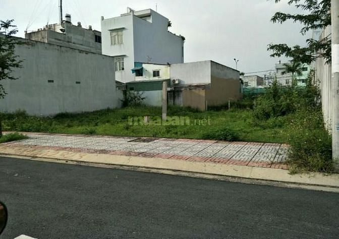 Vợ chồng cần bán 600m2 để có tiền lấy hàng tết, đất ngay quốc lộ 13 57475755 Vợ chồng cần bán 600m2 để có tiền lấy hàng tết, đất ngay quốc lộ 13