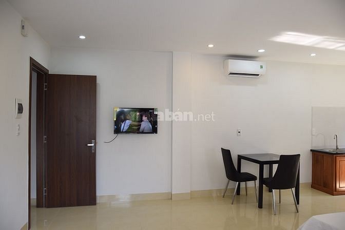 Bán gấp nhà 5 tầng 2MT, đang cho thuê 50tr/ tháng