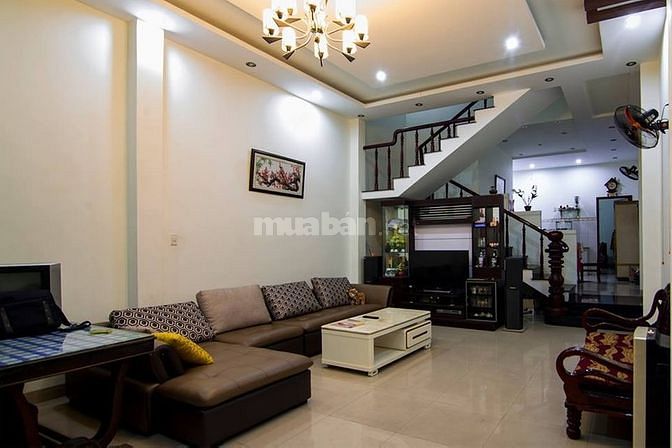 Nhà 3 tầng MT Nguyễn Lộ Trạch, Phù hợp làm văn phòng. 57645887 Nhà 3 tầng MT Nguyễn Lộ Trạch, Phù hợp làm văn phòng.