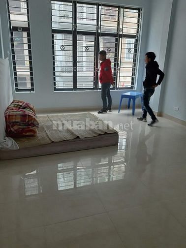 Nhà ngõ 9 phố Trần Quốc Hoàn, Dt 60M x 5 tầng tiện làm Vp, Lớp học