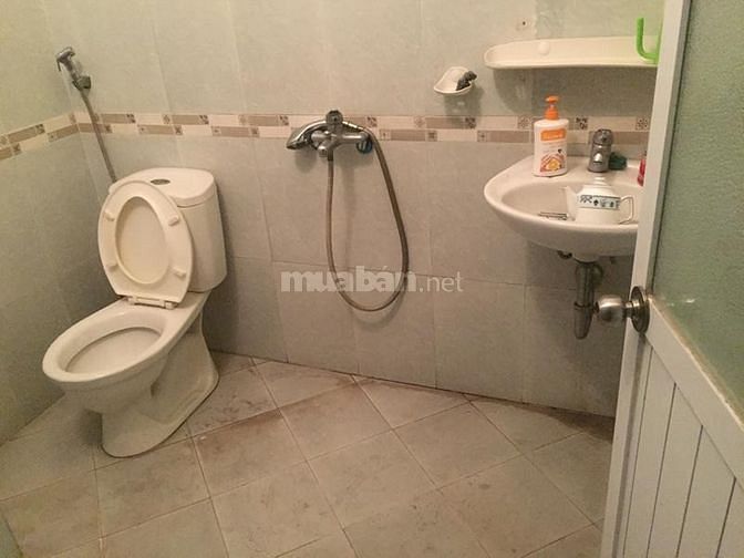 Nhà riêng ngõ vạn kiếp trần hưng đạo  50m2x4 tầng, giá 18tr