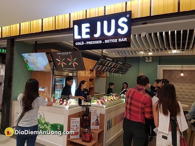 Tôi cần sang nhượng shop ki ốt Saigon Square quận 7 giá 200 triệu 49587862 Tôi cần sang nhượng shop ki ốt Saigon Square quận 7 giá 200 triệu