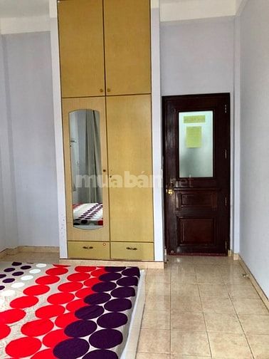 Phòng thoáng mát, an ninh, có nội thất. Ngay ngã 3 CMT8 & P.V.Hai 50203085 Phòng thoáng mát, an ninh, có nội thất. Ngay ngã 3 CMT8 & P.V.Hai