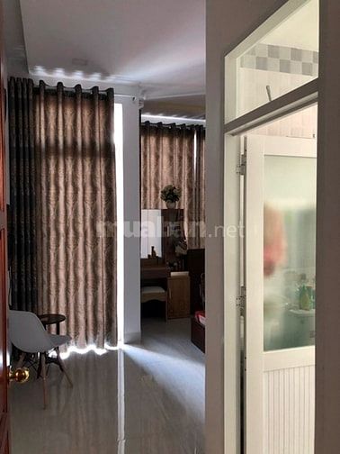 Cần bán nhà 4 tầng đường Lý Thánh Tôn vị trí trung tâm thành phố. 50211877 Cần bán nhà 4 tầng đường Lý Thánh Tôn vị trí trung tâm thành phố.