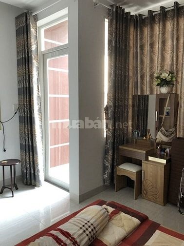 Cần bán nhà 4 tầng đường Lý Thánh Tôn vị trí trung tâm thành phố. 50211877 Cần bán nhà 4 tầng đường Lý Thánh Tôn vị trí trung tâm thành phố.