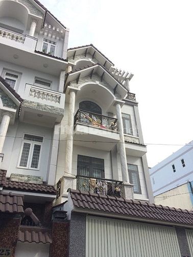 Bán gấp MT kinh doanh Ngô Gia Tự. DT: 4.*19m. Giá chỉ 27 tỷ. 50302130 Bán gấp MT kinh doanh Ngô Gia Tự. DT: 4.*19m. Giá chỉ 27 tỷ.