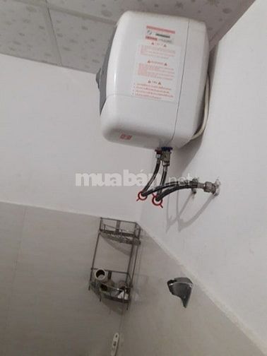 Nhà cấp 4 ở phía trước và bán dãy phòng trọ cao cấp ở phía sau 50586134 Nhà cấp 4 ở phía trước và bán dãy phòng trọ cao cấp ở phía sau