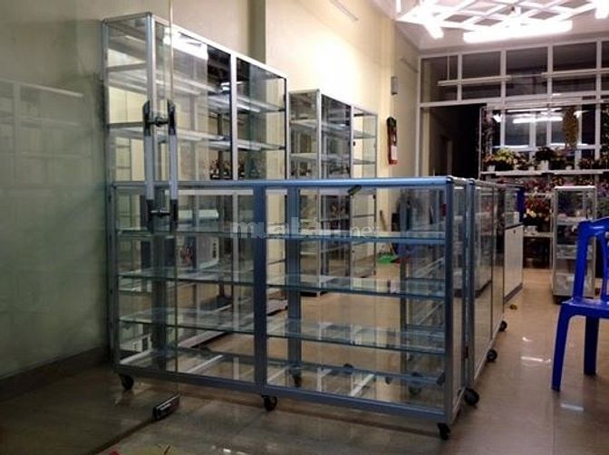 Chuyên thanh lý tủ nhôm kính còn mới, hình thức đẹp, giá rất rẻ 50765926 Chuyên thanh lý tủ nhôm kính còn mới, hình thức đẹp, giá rất rẻ