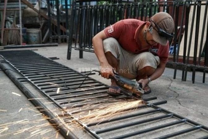 Tuyển gấp 3 thợ cơ khí dân dụng 50843374 Tuyển gấp 3 thợ cơ khí dân dụng