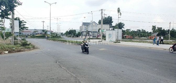 Vĩnh Long New Town, Đất Sổ đỏ TP Vĩnh Long, MT 30m, sát Sông. 850TR 51264055 Vĩnh Long New Town, Đất Sổ đỏ TP Vĩnh Long, MT 30m, sát Sông. 850TR
