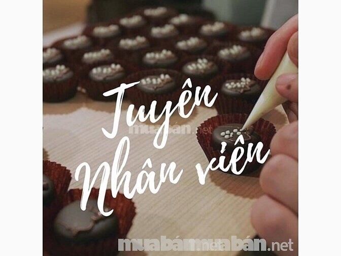 Cửa hàng cần tuyển thêm nhân viên bán hàng 51352430 Cửa hàng cần tuyển thêm nhân viên bán hàng