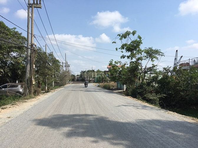 C/chủ bán đất Bình Chánh 2MT, thích hợp xây kho bãi hoặc Villa. 45896808 C/chủ bán đất Bình Chánh 2MT, thích hợp xây kho bãi hoặc Villa.