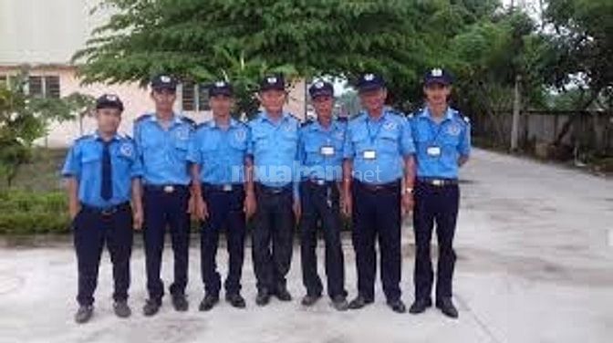 Tuyển nam 37 nữ bảo vệ nhà sách,trung tâm thương mại, siêu thị 52100531 Tuyển nam 37 nữ bảo vệ nhà sách,trung tâm thương mại, siêu thị