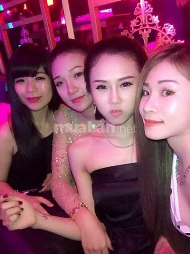 Cần Tuyển Nhân Viên Phục Vụ Karaoke GẤP 52311289 Cần Tuyển Nhân Viên Phục Vụ Karaoke GẤP