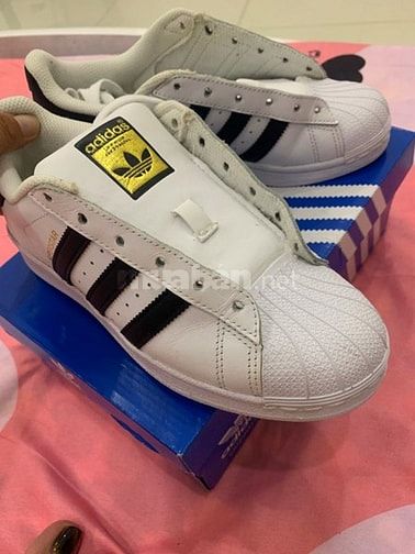 Bán 2 đôi giày Adidas hàng Auth giá 900k 52440930 Bán 2 đôi giày Adidas hàng Auth giá 900k