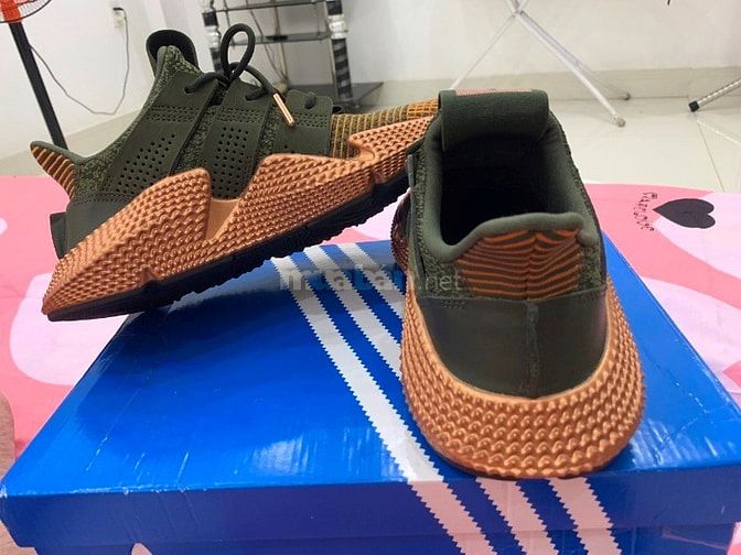 Bán 2 đôi giày Adidas hàng Auth giá 900k 52440930 Bán 2 đôi giày Adidas hàng Auth giá 900k