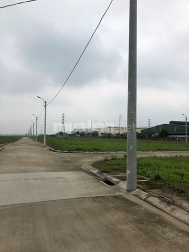 Chính chủ còn lô đất Sóc Sơn gần sân bay Nội Bài. Giá 8.3 triệu/m2. 52453535 Chính chủ còn lô đất Sóc Sơn gần sân bay Nội Bài. Giá 8.3 triệu/m2.
