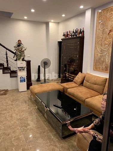 Cần bán nhà lô góc Nguyễn Khang 45m x5 tầng MT: 5M 52563785 Cần bán nhà lô góc Nguyễn Khang 45m x5 tầng MT: 5M