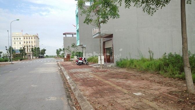 Cần bán lô đất mặt tiền_dũng sĩ điện ngọc_ gần đà nẵng. 52594779 Cần bán lô đất mặt tiền_dũng sĩ điện ngọc_ gần đà nẵng.